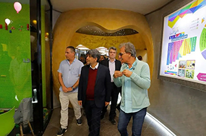 بازدید مدیرعامل گروه فولاد مبارکه از شهرک سلامت اصفهان