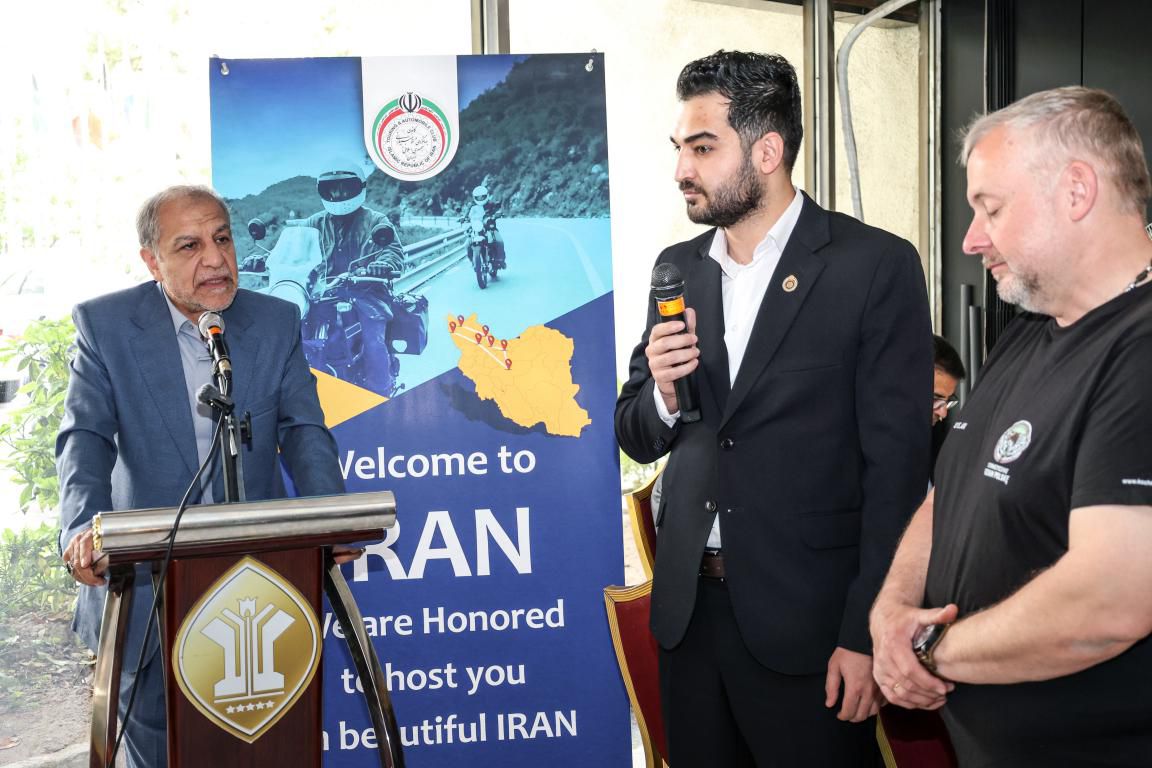 فولاد خوزستان در آغاز ۱۴۰۴؛ الگویی از تابآوری، پیشرفت و مدیریت استراتژیک فولاد خوزستان در آغاز ۱۴۰۴؛ الگویی از تابآوری، پیشرفت و مدیریت استراتژیک