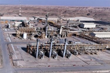 طعم شیرین گاز های همراه نفت مناطق عملیاتی چشمه خوش و دهلران به خط لوله سراسری گاز رسید متن صوتی