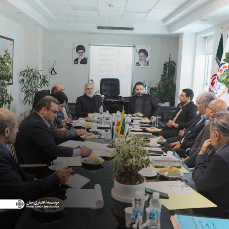 بررسی نتایج عملکرد شعب با حضور رئیس هیئت مدیره: تأکید بر بهبود خدمات و تحقق اهداف استراتژیک بررسی نتایج عملکرد شعب با حضور رئیس هیئت مدیره: تأکید بر بهبود خدمات و تحقق اهداف استراتژیک