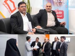 پاسخگویی به مشتریان در میز خدمت بانک مسکن و به صورت حضوری