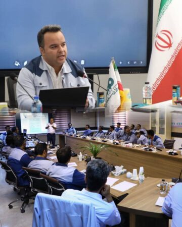 بازنگری نظام پیشنهادات در فولادسنگان بازنگری نظام پیشنهادات در فولادسنگان