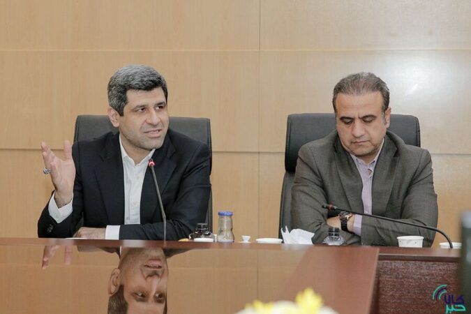 بازدید مدیرعامل بورس کالای ایران از نمایشگاه ایران پلاست بازدید مدیرعامل بورس کالای ایران از نمایشگاه ایران پلاست
