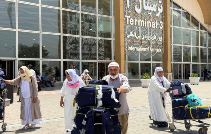 ورود حدود ۵ هزار زائر تمتع ایرانی به فرودگاه بینالمللی مشهد/ تداوم بازگشت حجاج تا فردا (۸ تیرماه) ورود حدود ۵ هزار زائر تمتع ایرانی به فرودگاه بینالمللی مشهد/ تداوم بازگشت حجاج تا فردا (۸ تیرماه)