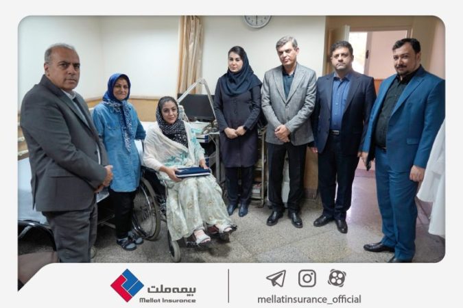 عیادت مدیران بیمه ملت از نماینده سانحهدیده شرکت عیادت مدیران بیمه ملت از نماینده سانحهدیده شرکت
