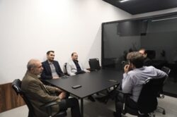 بازدید شهردار منطقه ۳ و معاون رسانه مرکز ارتباطات و امور بین الملل شهرداری تهران از خبرگزاری صدا و سیما