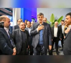 بازدید استاندار یزد از غرفه ارفع در دهمین نمایشگاه معدن و فولاد یزد