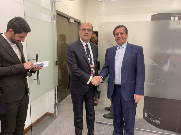 وزیر اقتصاد با معاون دبیرکل صندوق بینالمللی پول دیدار کرد وزیر اقتصاد با معاون دبیرکل صندوق بینالمللی پول دیدار کرد
