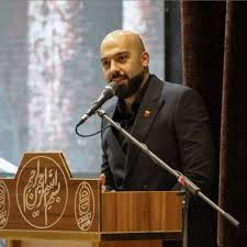 اهدای دو تندیس جشنواره سلام به مدیر روابط عمومی شرکت فولاد خوزستان